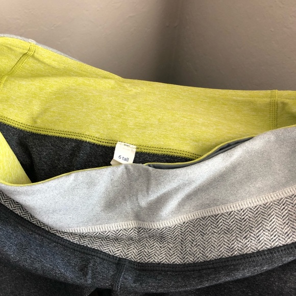 Lululemon yoga pants! - Picture 6 of 10